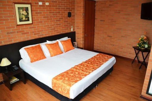 Hotel Bogota Astral Extérieur photo