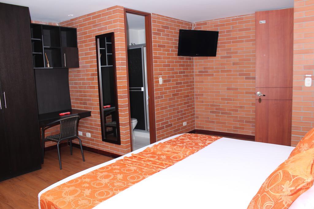 Hotel Bogota Astral Extérieur photo